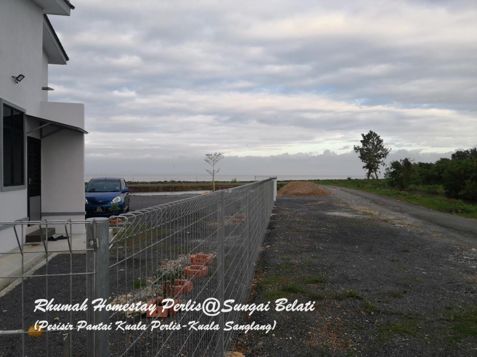 Вилла Rhumah Sungai Belati Simpang Empat  Экстерьер фото