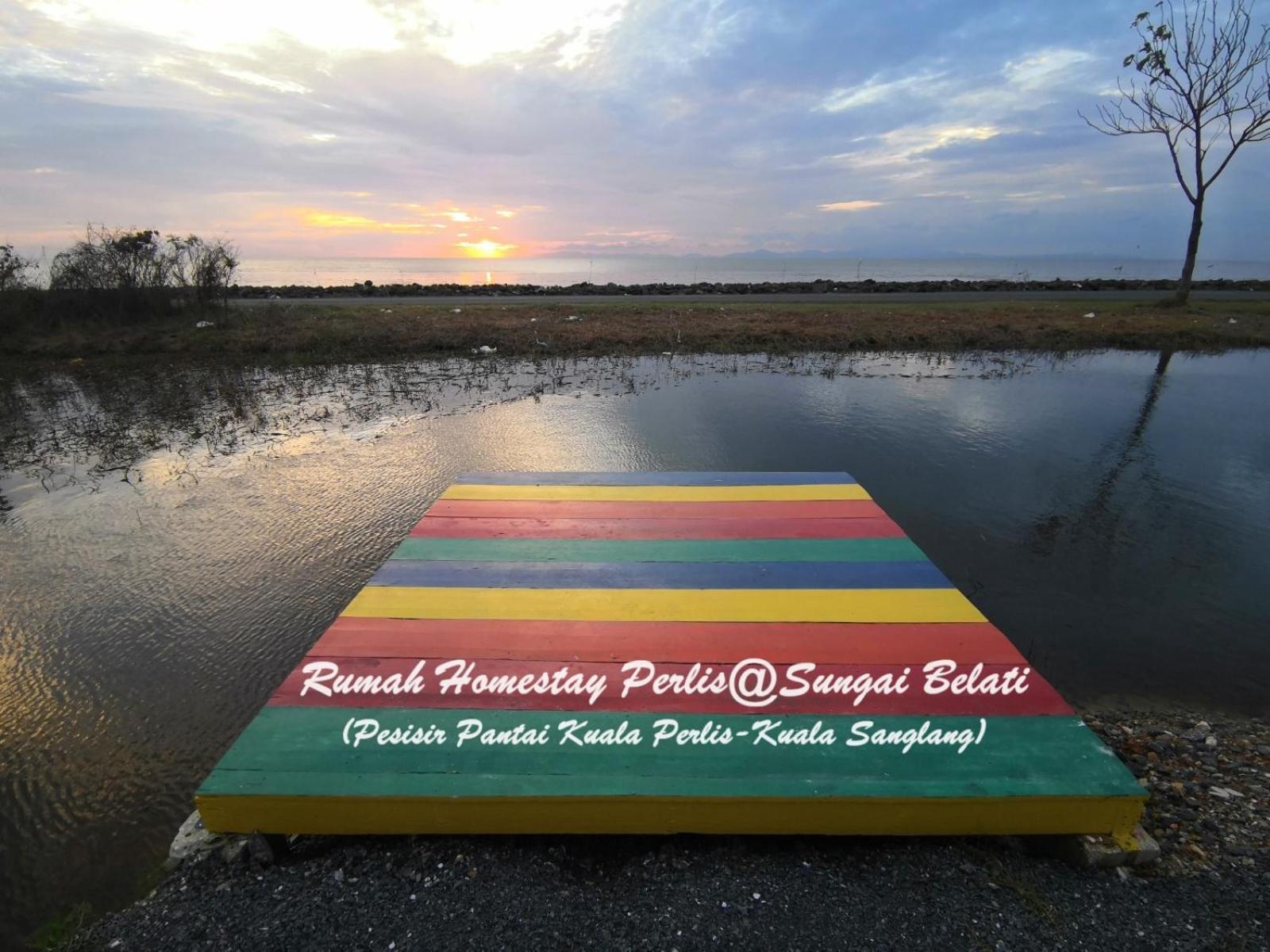 Вилла Rhumah Sungai Belati Simpang Empat  Экстерьер фото