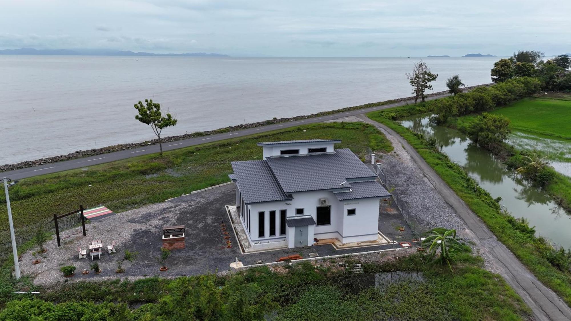 Вилла Rhumah Sungai Belati Simpang Empat  Экстерьер фото